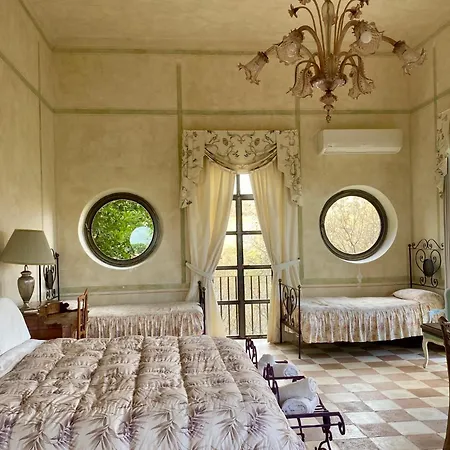 Pavillon Torre Del Falco Lodge Ronciglione (Viterbo)